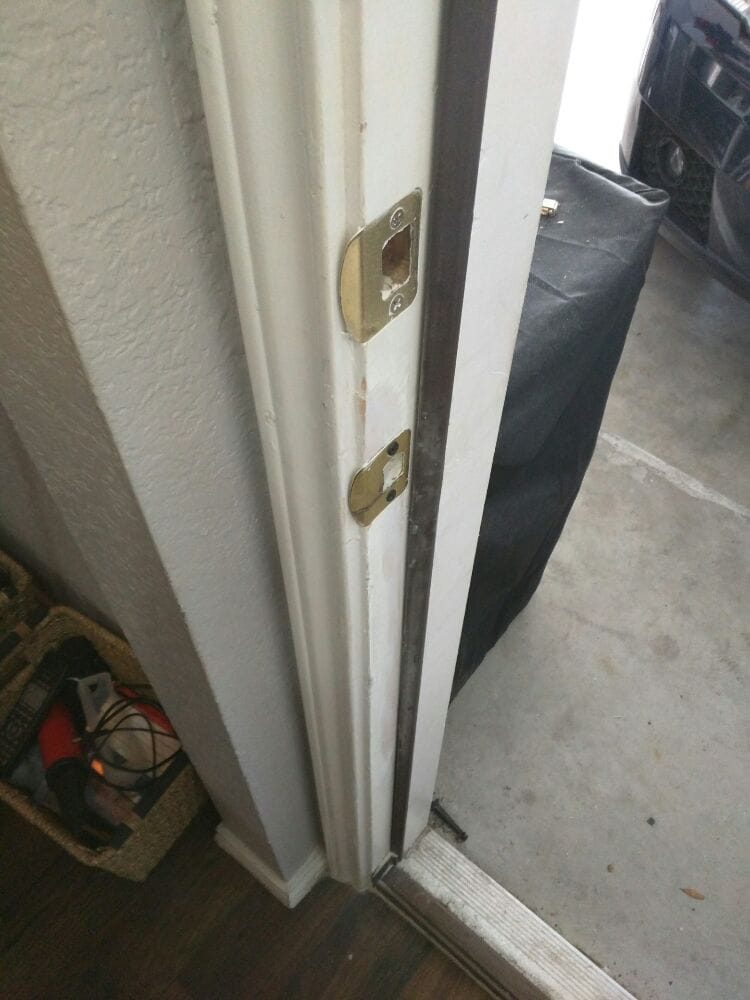 Door frame after the repair